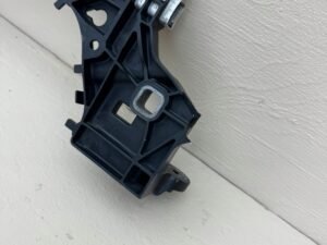 MERCEDES C-KLASA W205 14R- PAS PRZEDNI WZMOCNIENIE A2056203801 - obrazek 9