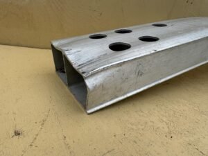 TOYOTA HIGHLANDER IV 19R- BELKA WZMOCNIENIE ZDERZAKA PRZÓD - obrazek 3