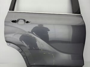 TOYOTA HIGLANDER 19R- DRZWI PRAWE TYLNE PRAWY TYŁ - obrazek 1