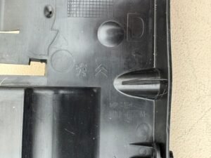 PEUEGOT 3008 1 I HYBRYDA 13R- WLOT KIEROWNICA POWIETRZA 9673027480 - obrazek 14