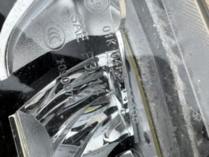 VOLVO XC60 II S90 V90 II 16R- LAMPA PRZECIWMGIELNA PRAWA PRZEDNIA 32337365 - obrazek 10