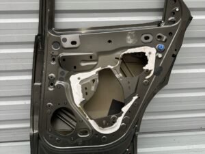 PEUGEOT 3008 II 2 16R- DRZWI PRAWY TYŁ PRAWE TYLNE - obrazek 16