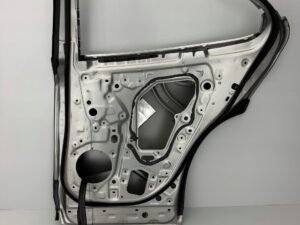 LEXUS UX 300e 200 HYBRID 18R- DRZWI PRAWY TYŁ PRAWE TYLNE - obrazek 14