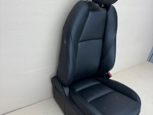 MAZDA 3 BP IV HB USA 21R- FOTEL PASAŻERA PRAWY PRZEDNI SKÓRA - obrazek 7