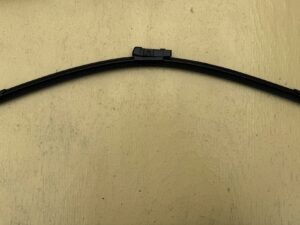 JAGUAR I PACE I-PACE X590 18R PIÓRO WYCIERACZKI PRAWY PRZÓD PRAWE J9D1085 - obrazek 2