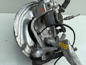 BMW 3 III E90 E92 E81 E87 E82 E89 PIASTA ZWROTNICA LEWA MCPHERSON - obrazek 13