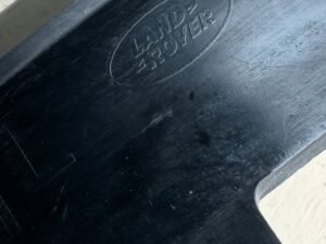 RANGE ROVER SPORT II L494 13-17 KRATKA OSŁONA HALOGENU ZDERZAKA PRZÓD LEWA - obrazek 8