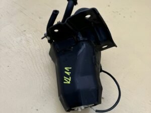 SUBARU OUTBACK IV LEGACY 2.0 D 09-13R PODSTAWA FILTRA FILTR POWIETRZA - obrazek 3