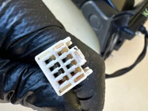 MAZDA MPV 2 II LIFT 02-06R LUSTERKO LEWE ZEWNĘTRZNE E4012120 - obrazek 10